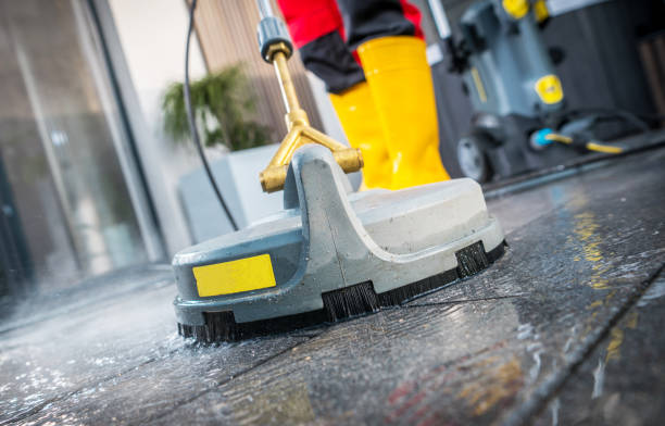 Best Roof Power Washing Services  in Greensburg, IN